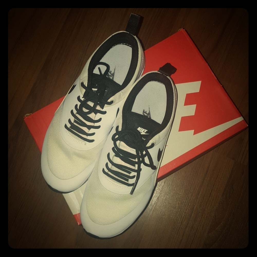 Women's Nike Air Max Thea